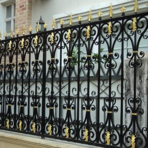 Hàng Rào Sắt Mỹ Nghệ-01 hang rao sat my nghe 01 scaled 300x300 - Hàng Rào Sắt Mỹ Nghệ-01